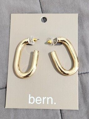 Polished Gold Curved Hoop Earrings for Women